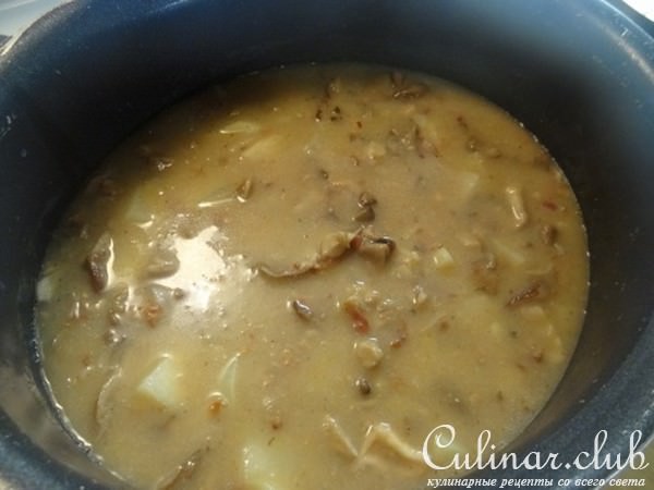 " Крем Суп с Грибами, Мясом Краба и Картофелем "
