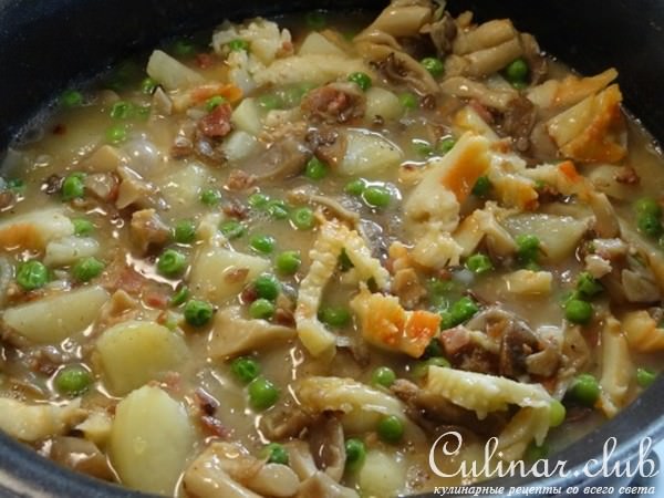 " Крем Суп с Грибами, Мясом Краба и Картофелем "