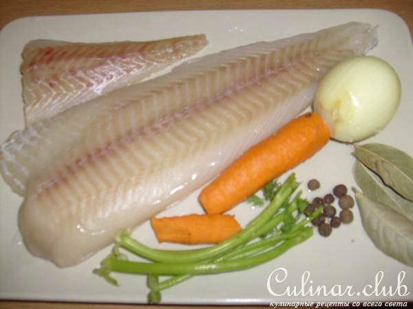 Гороховый суп на рыбном бульоне с крабовым мясом