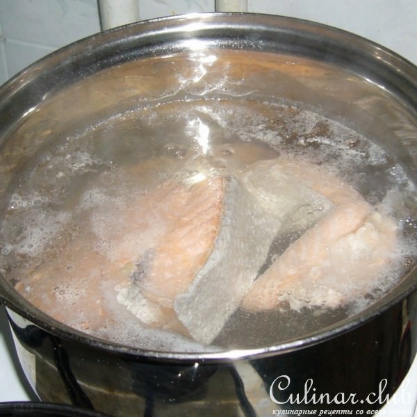 Рыбный суп с тыквой и кускусом