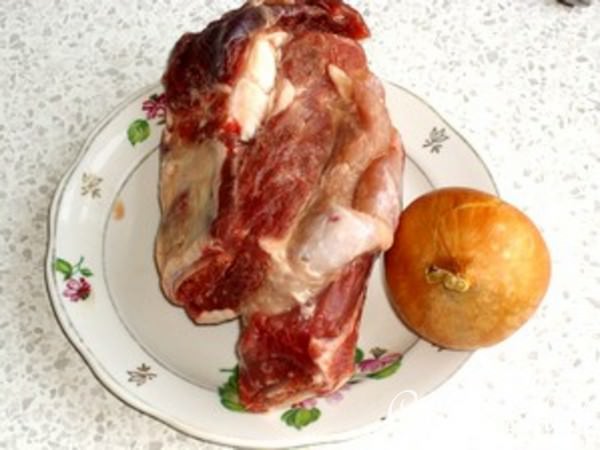Суп с чечевицей и орехами