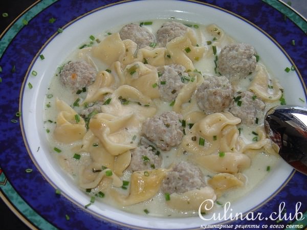 Супчик „Ушки“, не гламурный, но очень вкусный.