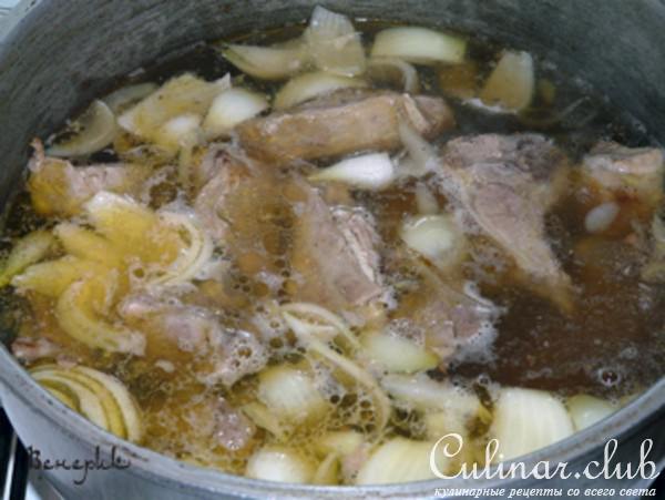 Нухут шурпа с бараниной.