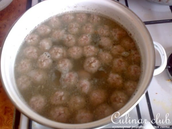 фасолевый супчик с изюминкой,точнее-с шишечкой