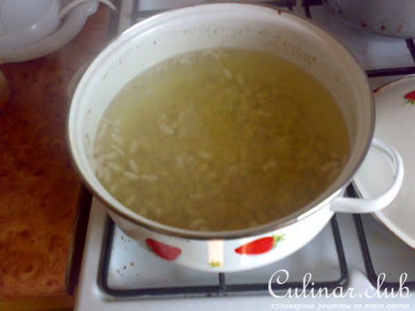 фасолевый супчик с изюминкой,точнее-с шишечкой