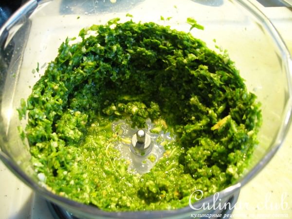 Изумрудно-бархатный супчик с руколой