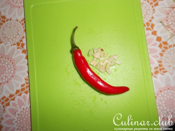 Гороховый крем-суп с овощами и сухариками