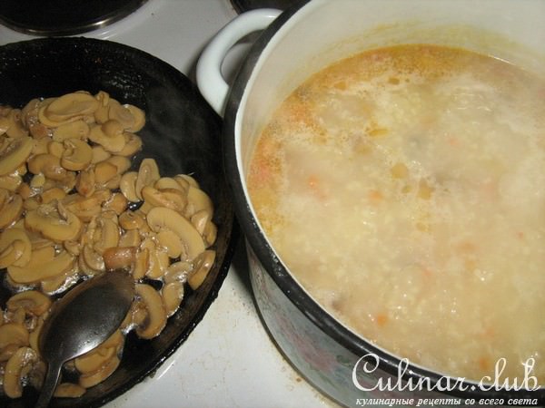 Постный супчик с пшеном и грибами.