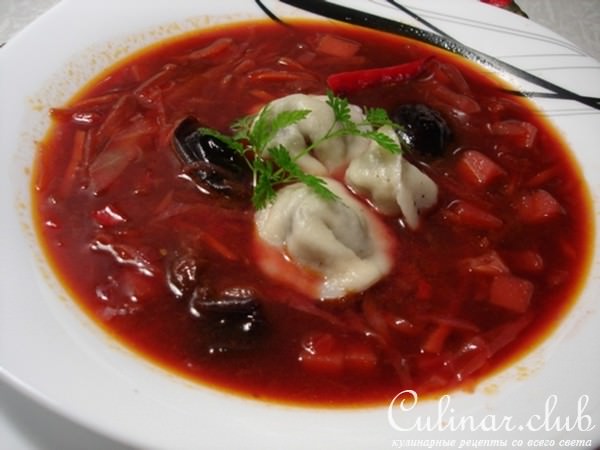 Постный борщ с грибами, черносливом и грибными ушками. Тест-драйв VITEK