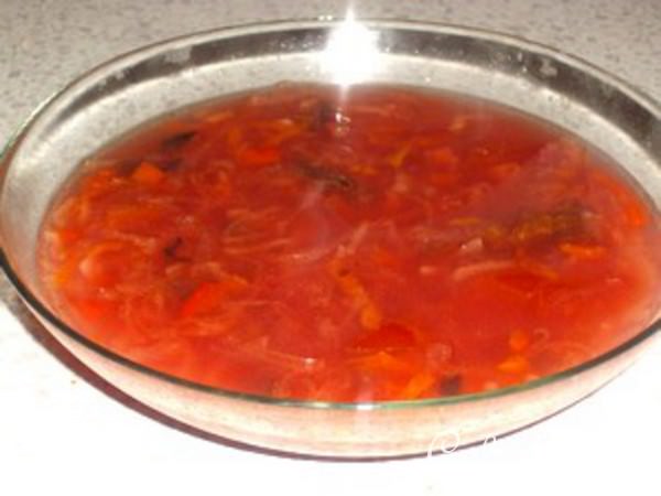 Постный борщ с черносливом