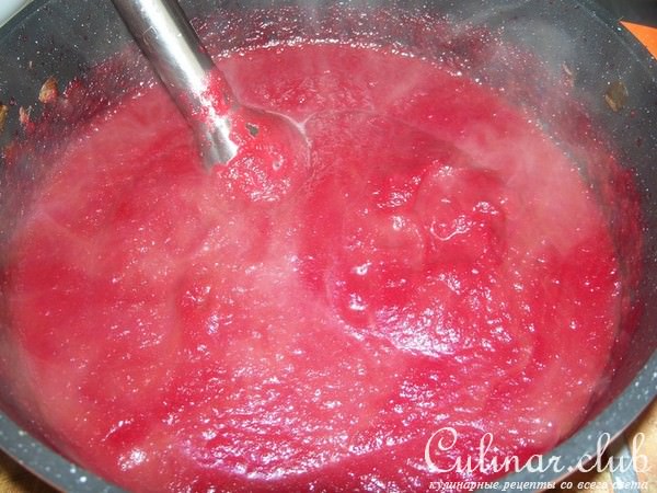 Суп-пюре из запеченной свеклы