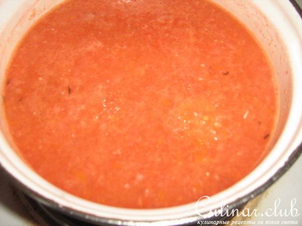 Густой суп с помидорами,картофелем и яйцом.