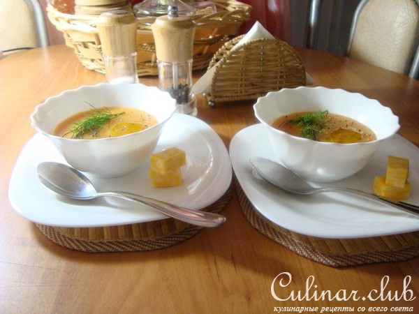 Суп-пюре томатный с рисом.