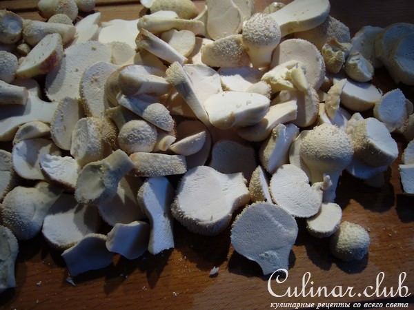 Суп с дождевиками и галушками