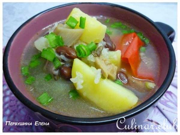 Рисовый суп с маринованными грибами и красной фасолью