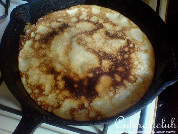 Блинный торт с персиками