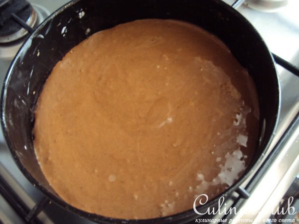 Клубничный торт с шоколадной глазурью для Самой-самой девушки!.. :)