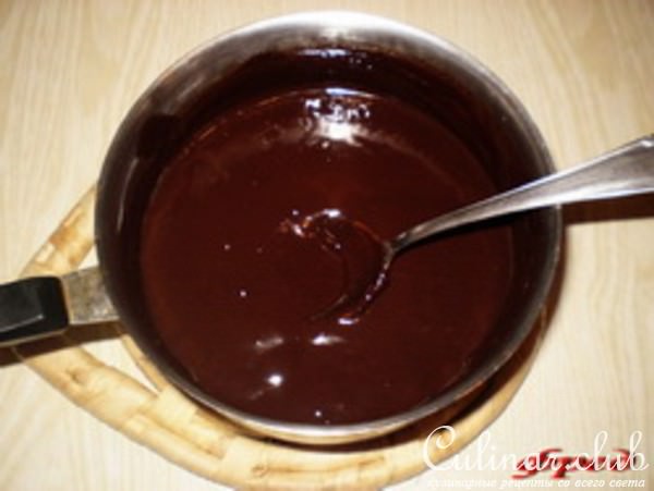Кофейный торт с шоколадом и безе