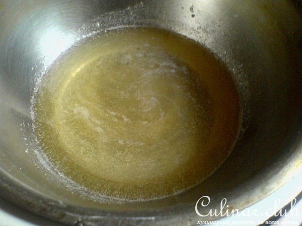 Блинный торт с персиками