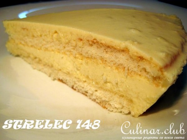 Торт-суфле из белого шоколада с грушей и Марсалой.