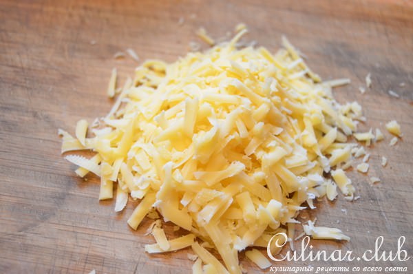 Овсяный пирог с яблоками и сыром в мультиварке