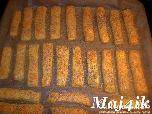 Закуска "Сырные палочки" с тёплым соусом-дип
