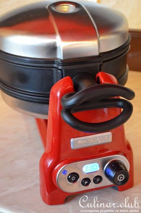 Вафли с корицей от KitchenAid