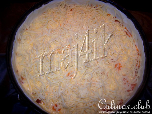 Нежный киш с фаршем и красным вином
