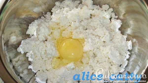 ТВОРОЖНАЯ ЗАПЕКАНКА С КУРАГОЙ И ИЗЮМОМ