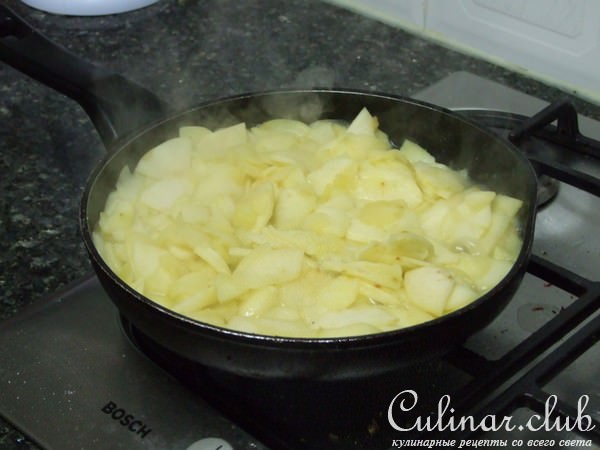 Сливочный пирог с яблоками