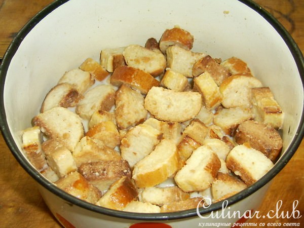 Запеканка из яблок и сухарей
