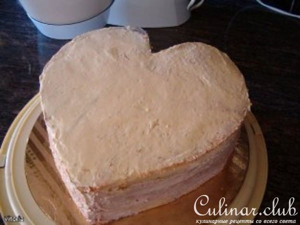 торт "сердце с розами"