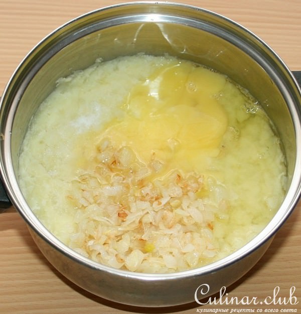 Картофельные лепешки со шпинатно-сырной начинкой