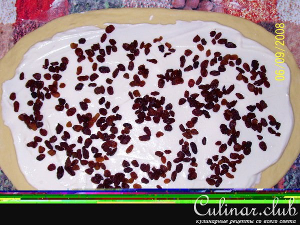 Булочки с творогом и изюмом