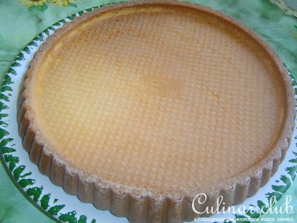 Марципановый торт с орехами.