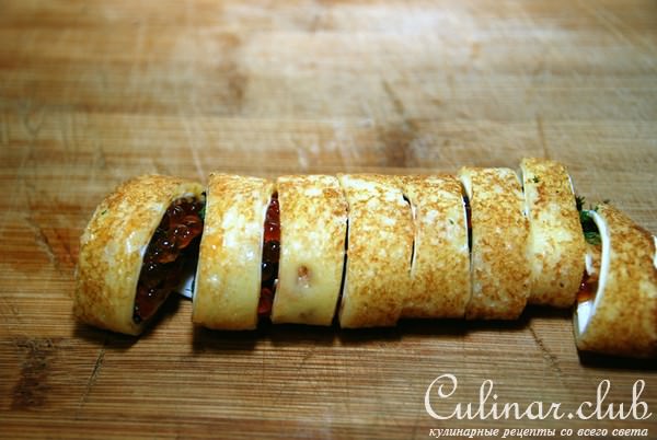 Блины из крахмала с сыром Сулугуни