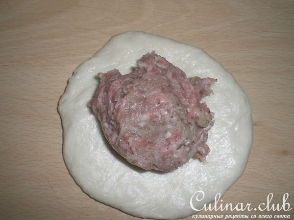 Пирожки с мясом,картошкой,капустой.