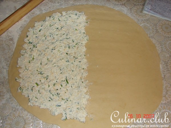 ПИРОГ С САЛЯМИ И СЫРОМ.