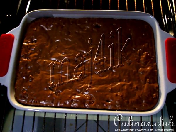 Брауни с шоколадом и орехами