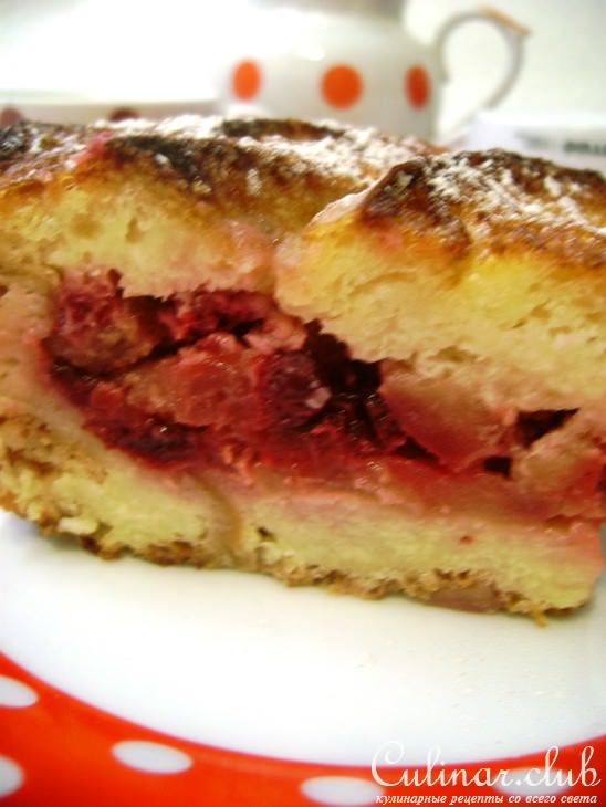 Ароматная шарлотка с яблоками и брусникой. Для Наташи-krisenok.