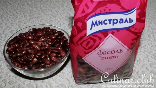 Пикантные чебуреки с фасолью.