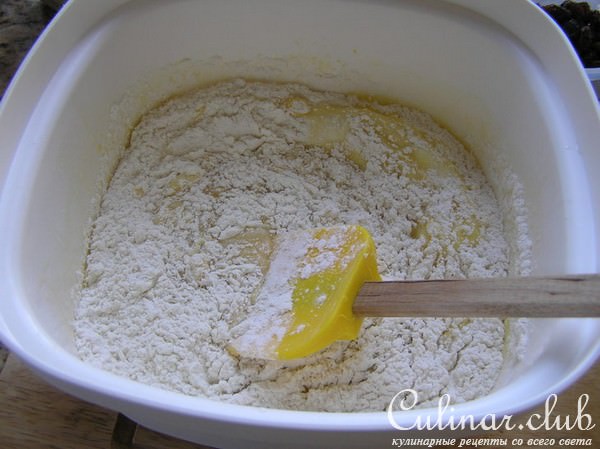 Яблочный пирог с кедровыми орешками