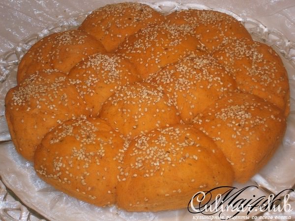 Нежные и пикантные томатные булочки (на томатном соке)