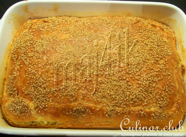 Пирог с печёными баклажанами и сыром