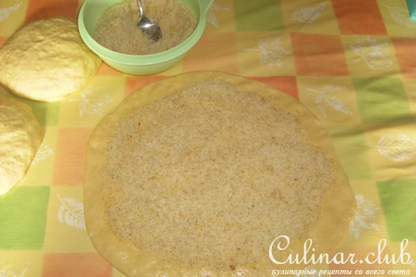 Рулет с орехами
