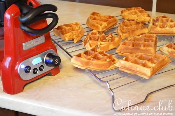 Вафли с корицей от KitchenAid