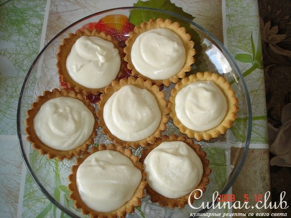 пирожные песочные с фруктами