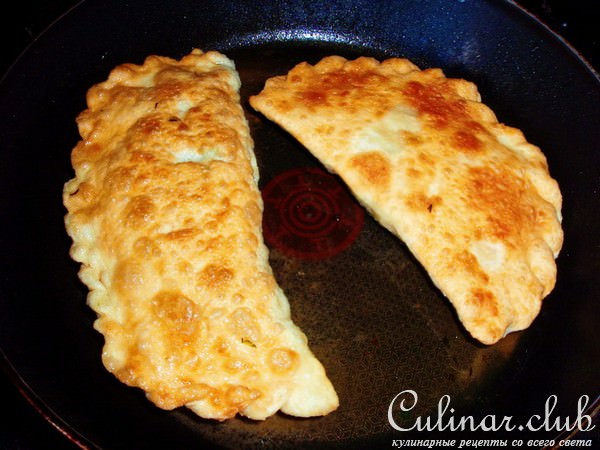 Лепешки с зеленью и сыром