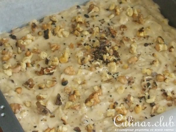 Медовый кекс с грецкими орехами