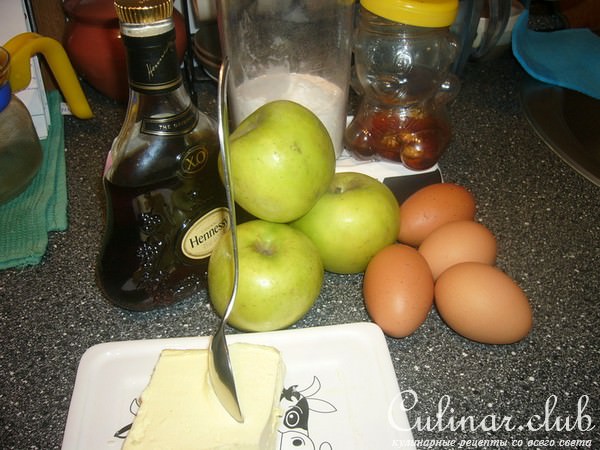 Шарлотка вариант без сахара